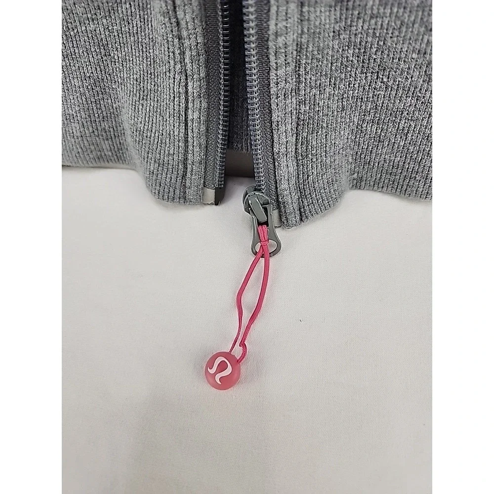 Lululemon Womens Hoodie Size 6 Pink and Gray Flower Motif Long Sleeve Zip Up - Picture 5 of 13